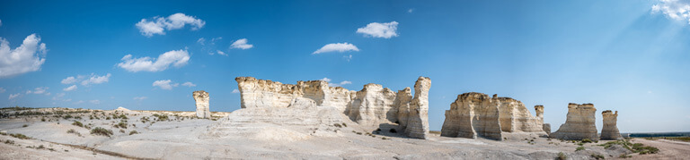 Monument-like chalk formations under Kansas sky